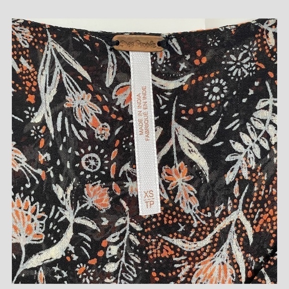 Free People Bell Sleeve Black Peach Print Top Long Sleeve Tie Front Blouse XS - Picture 7 of 7